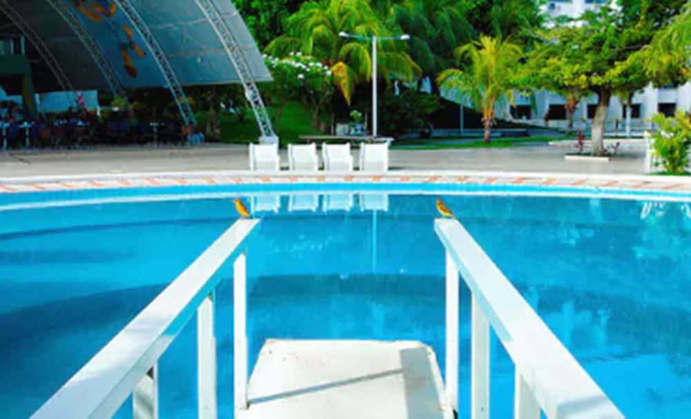 Barrudada Tropical Hotel Сантарен Экстерьер фото